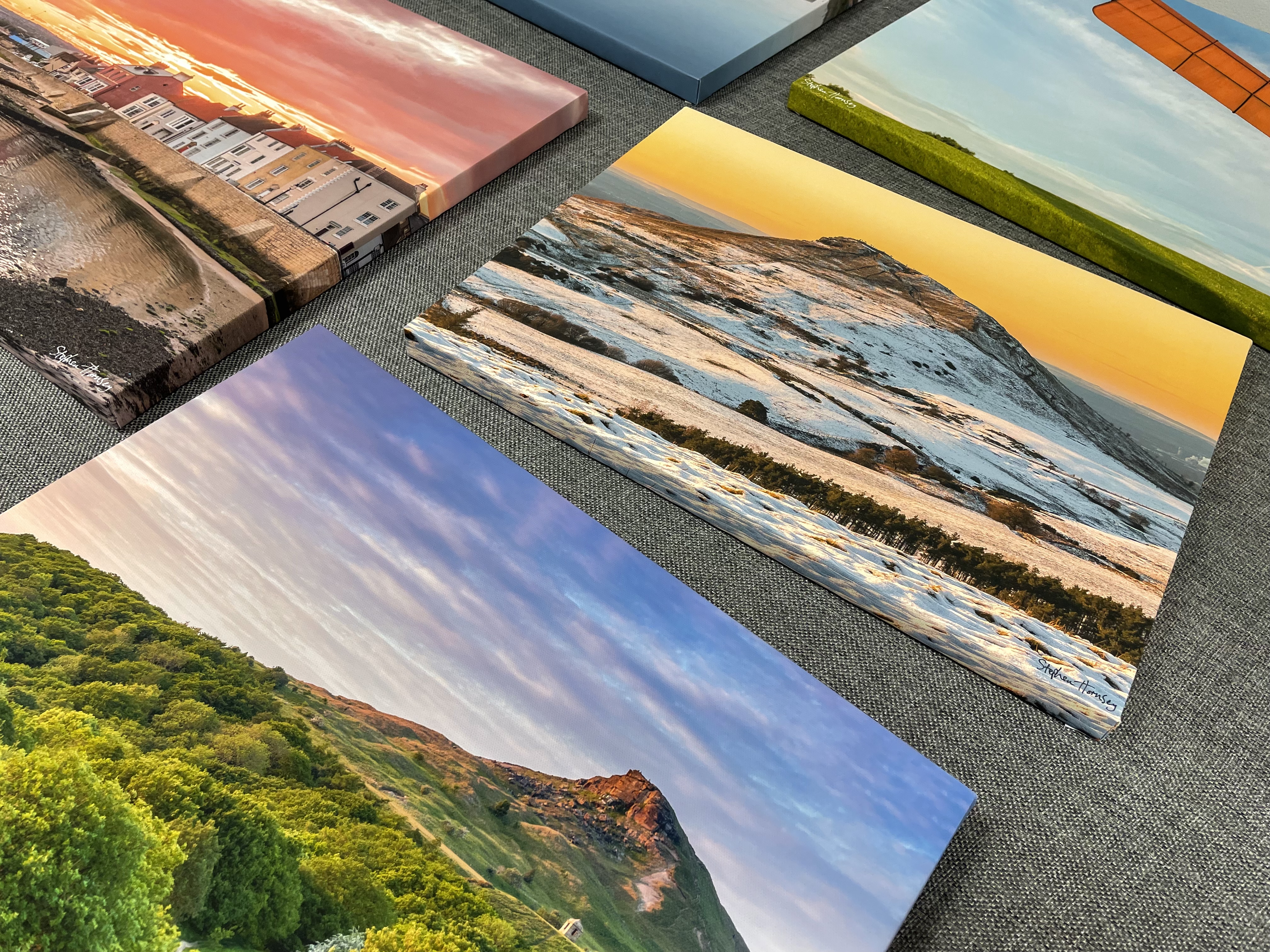 Transform your travel memories by displaying your brilliant photos of places you have visited and printing them onto canvas.